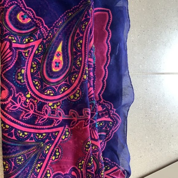 H & M Paisley Scarf VGUC - Picture 4 of 5